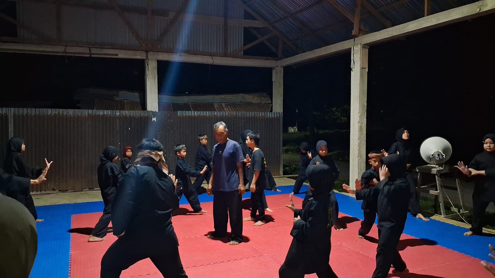 Sampul berita Kegiatan Latihan Rutin Perguruan Pencak Silat Kuranji Sejati